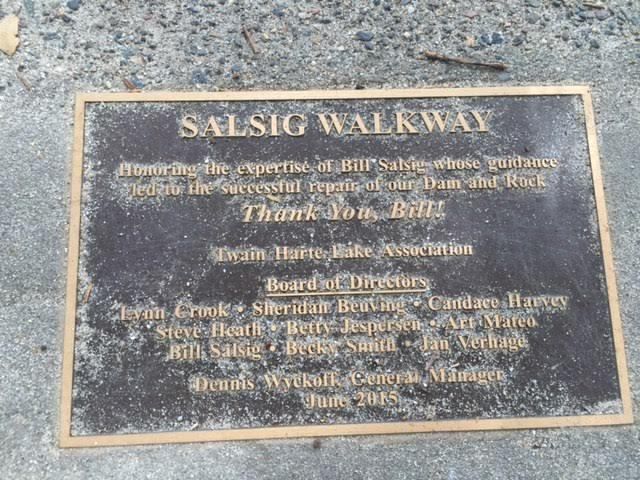 Salsig Plaque
